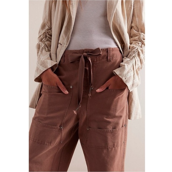 Free People Hayden Pull On Pants in Brownie Size XS NEW Cargo Bohemian Neutral - Picture 3 of 14